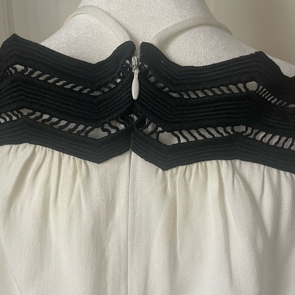 Ramy Brook Sandy Off the Shoulder Lace Trim Blouse Size Small - Picture 9 of 13